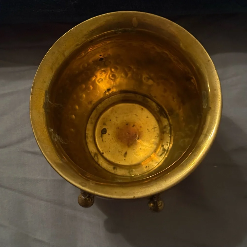 Elegant Vtg Brass Decorative Vase